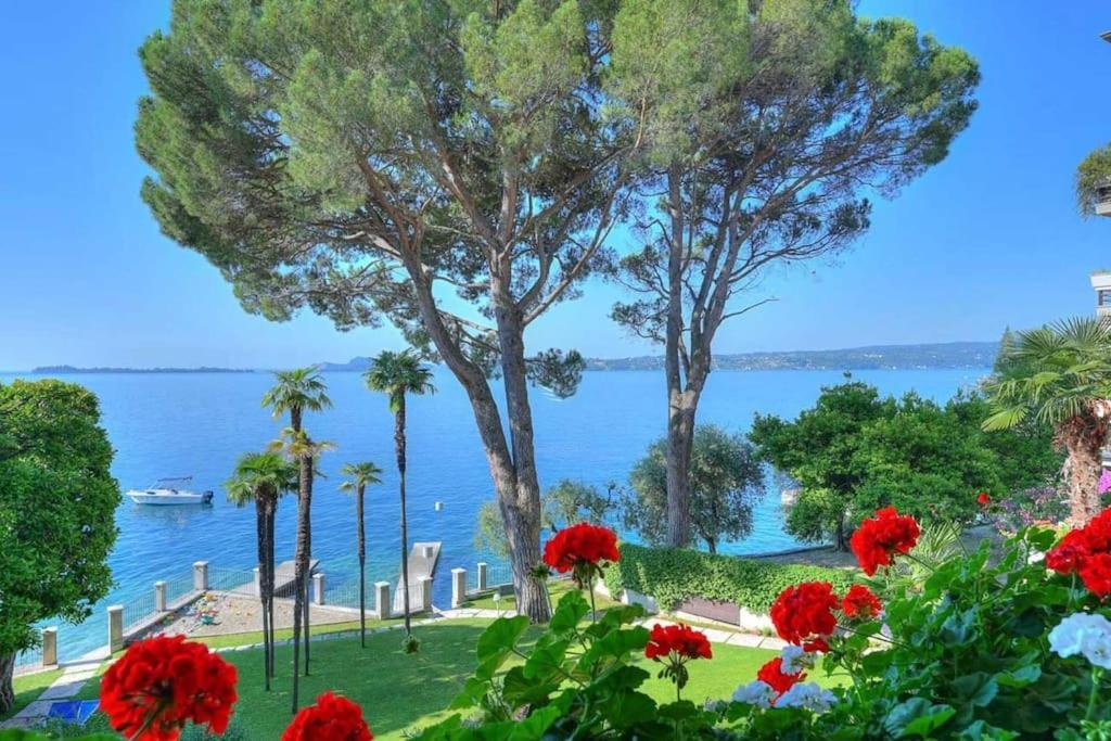 Appartamento 33 Rose Gardone Riviera Extérieur photo